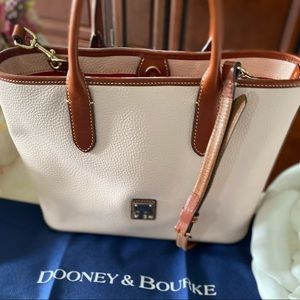 Dooney and Bourke bag